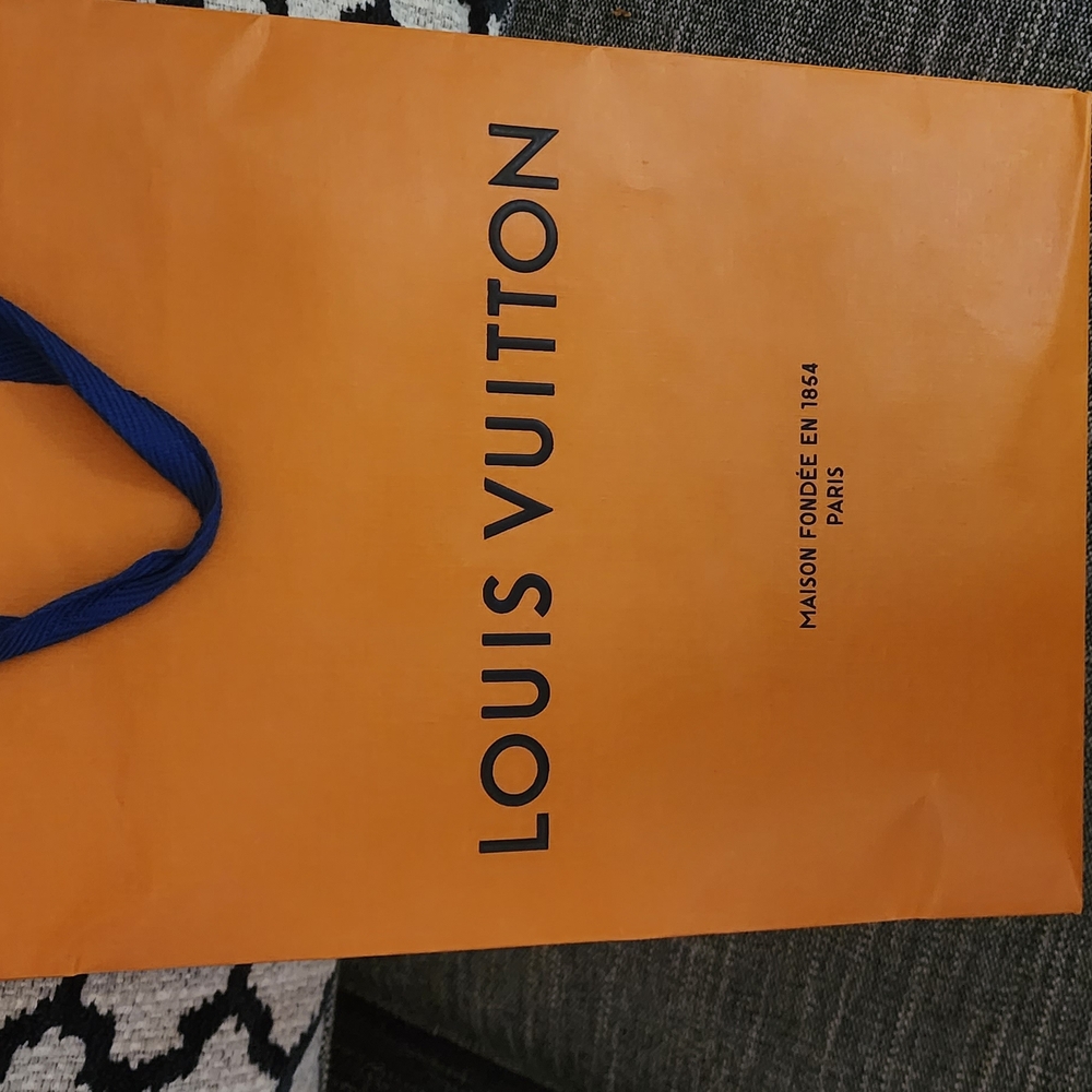 Louis Vuitton Black Monogram Men's Bag - Picture 8 of 9